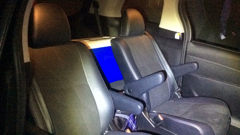 内装後方シート