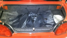 内装トランク