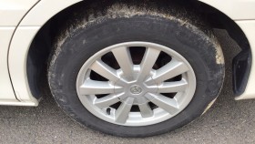 タイヤホイール前