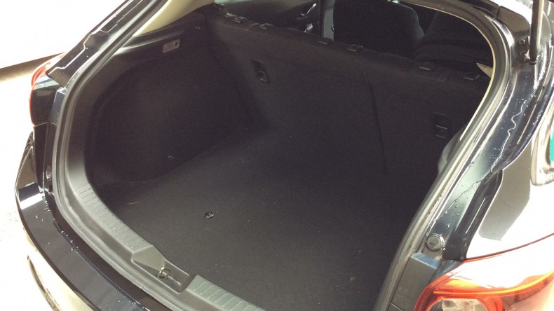内装トランク