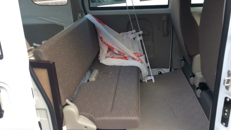 内装後方シート