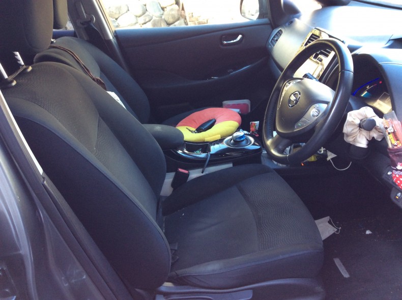 内装前方シート