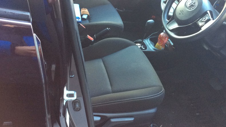 内装前方シート