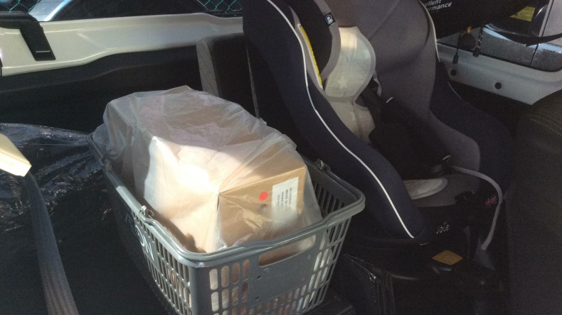 内装後方シート