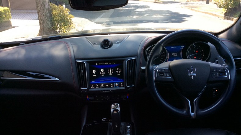 内装インパネ全体