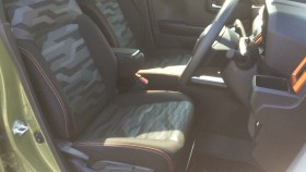 内装前方シート