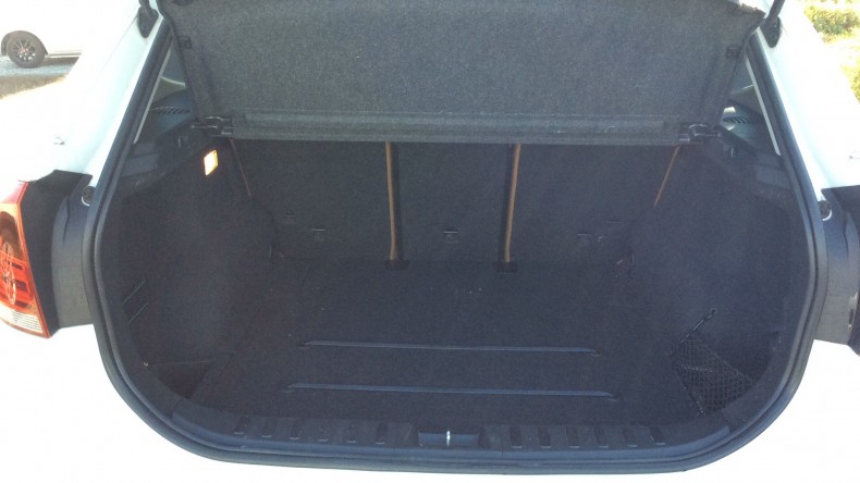 内装トランク