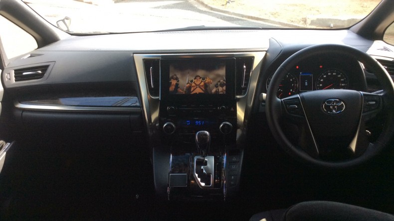 内装インパネ全体