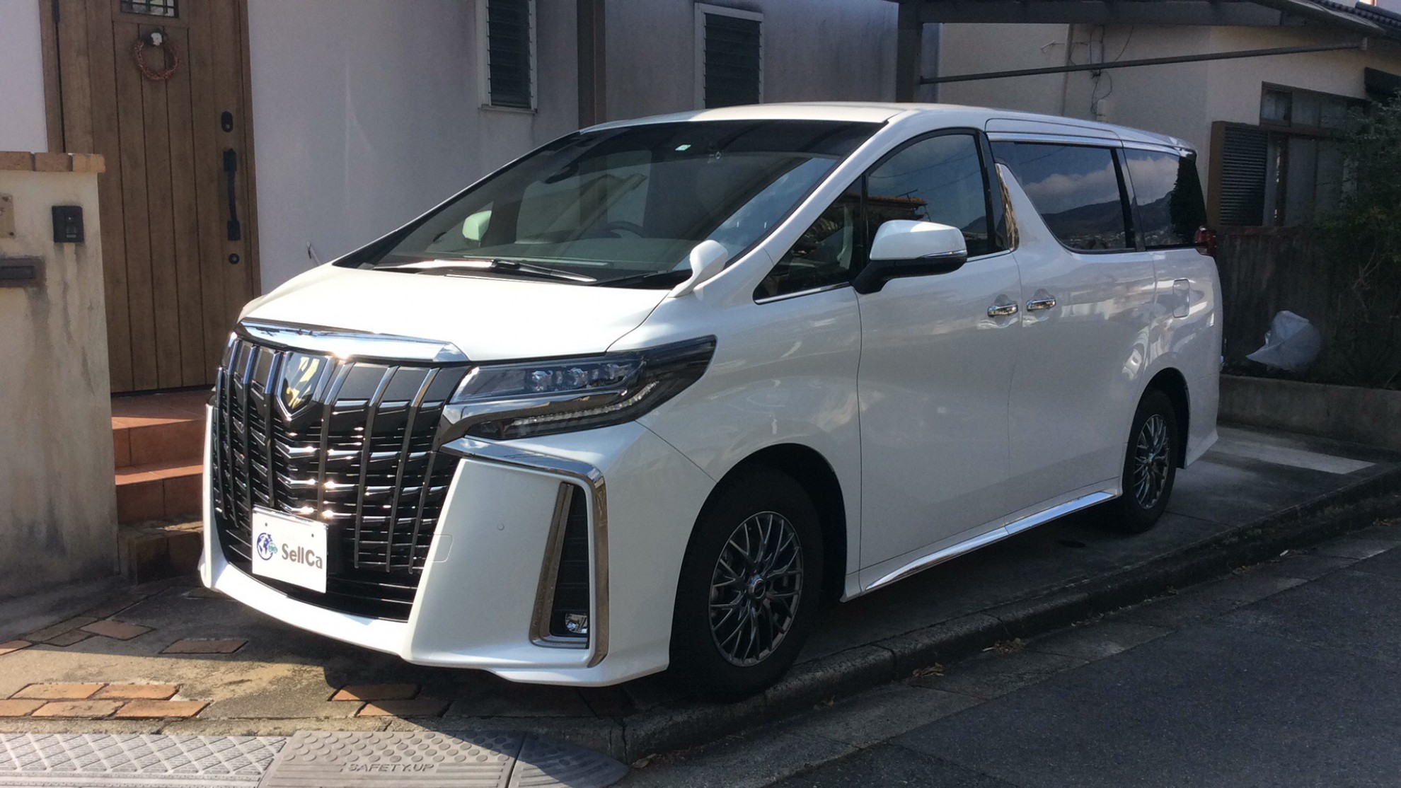 トヨタ アルファードの売買実績画像