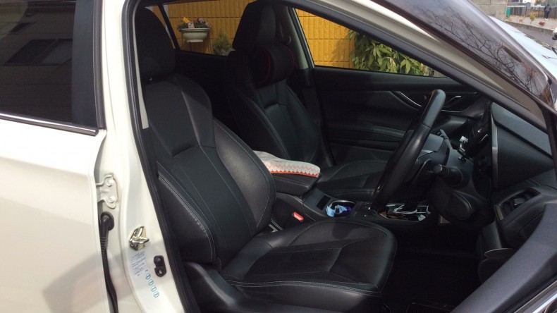 内装前方シート