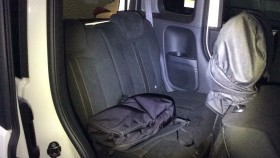 内装後方シート