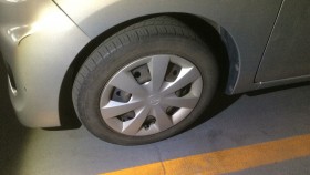 タイヤホイール前