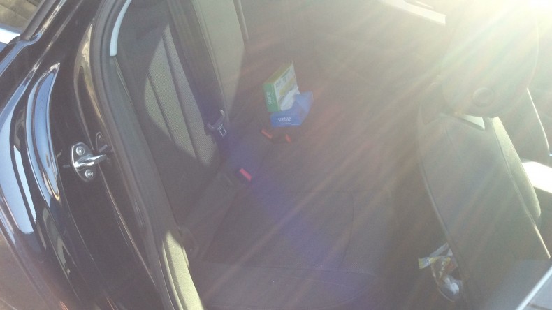 内装後方シート