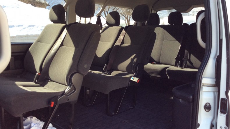 内装後方シート