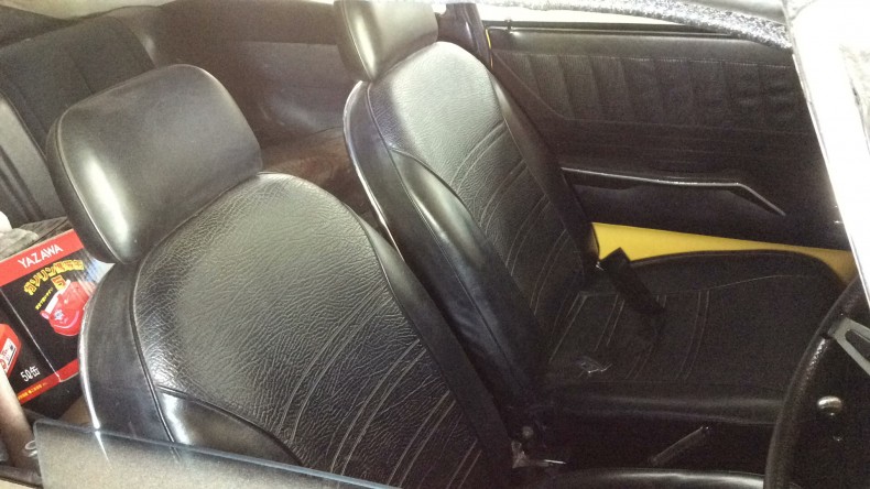 内装前方シート