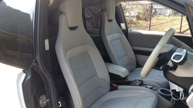 内装前方シート