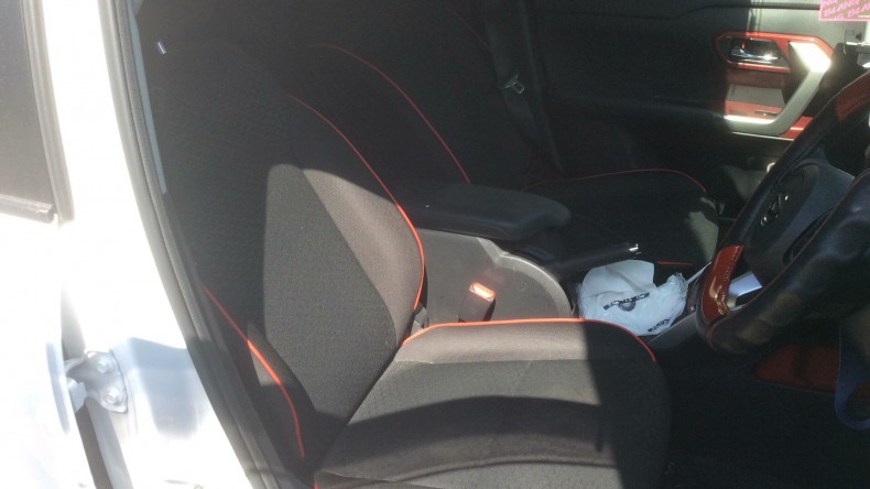 内装前方シート