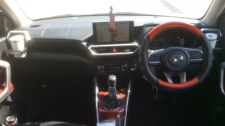 内装インパネ全体