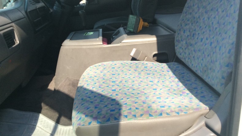 内装後方シート