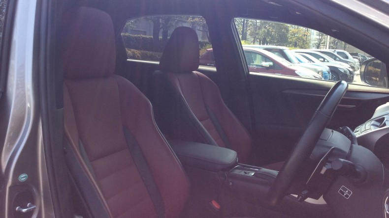 内装前方シート