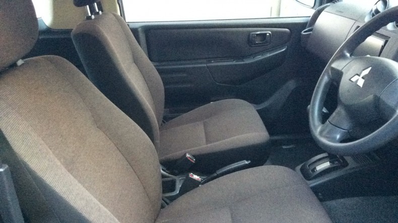 内装前方シート