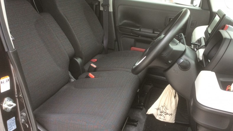 内装前方シート