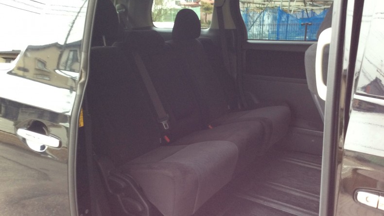 内装後方シート