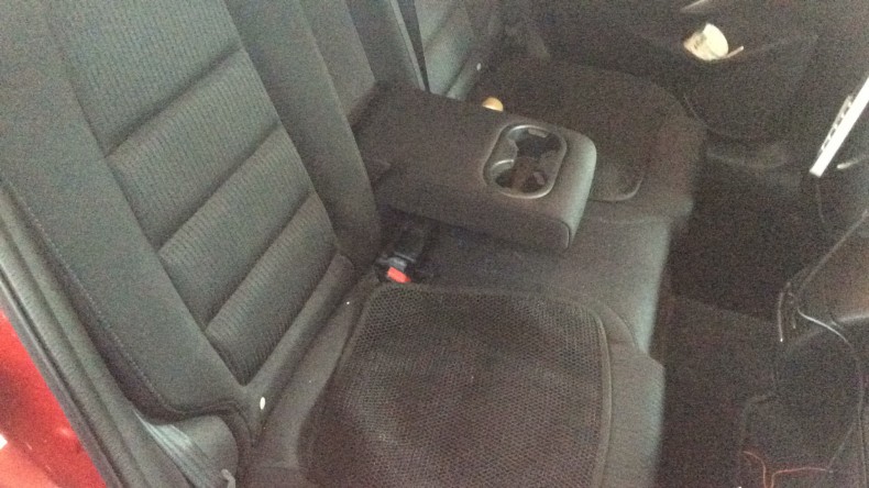 内装後方シート