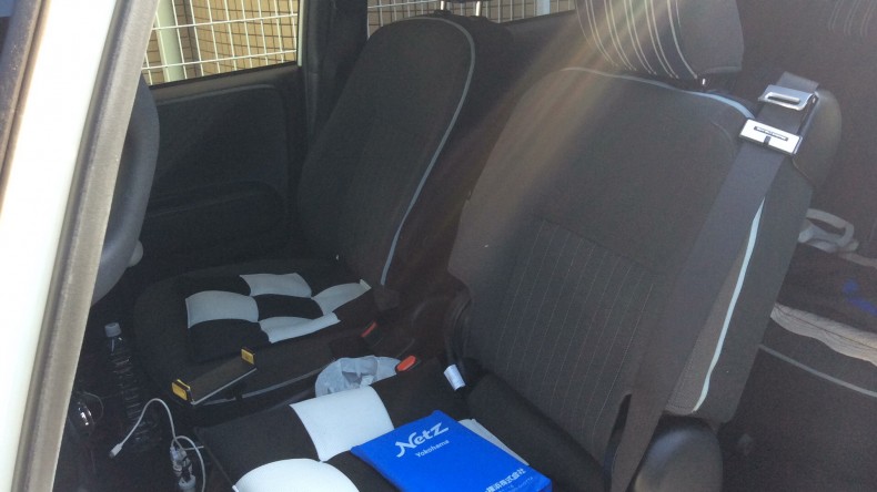 内装前方シート