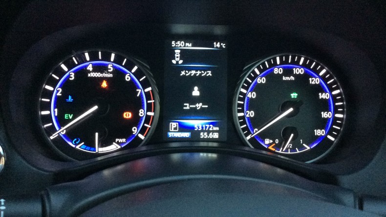 内装メーター
