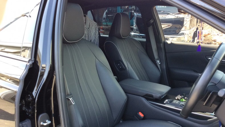 内装前方シート