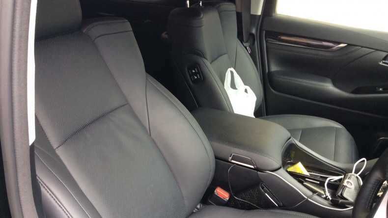 内装前方シート