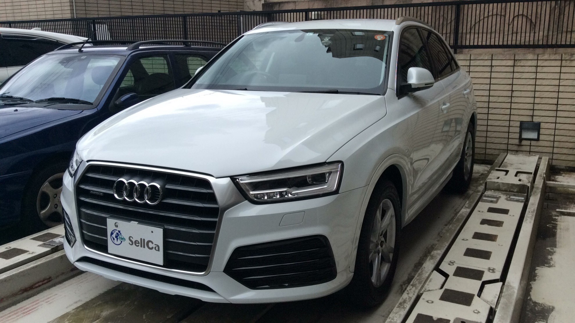 アウディ Ｑ３の売買実績画像