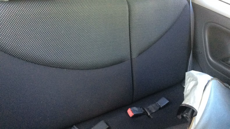 内装後方シート