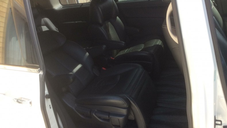 内装後方シート