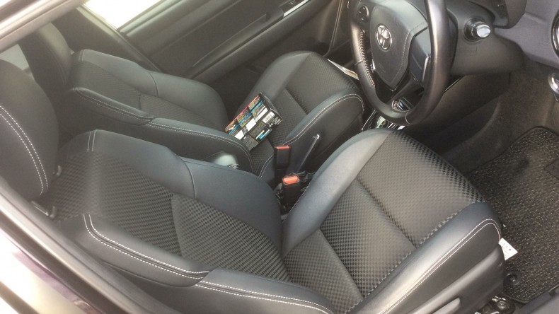 内装前方シート