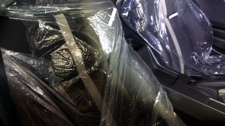 内装前方シート