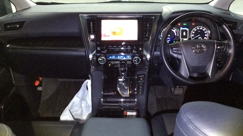 内装インパネ全体