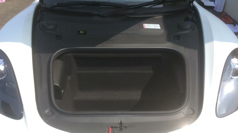 内装トランク