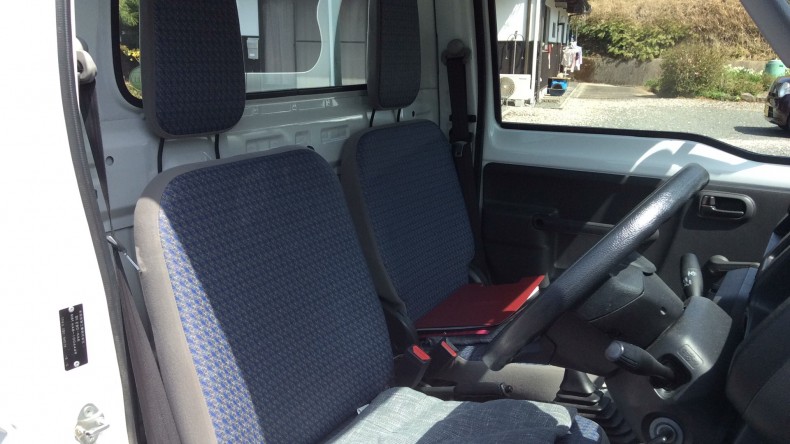 内装前方シート