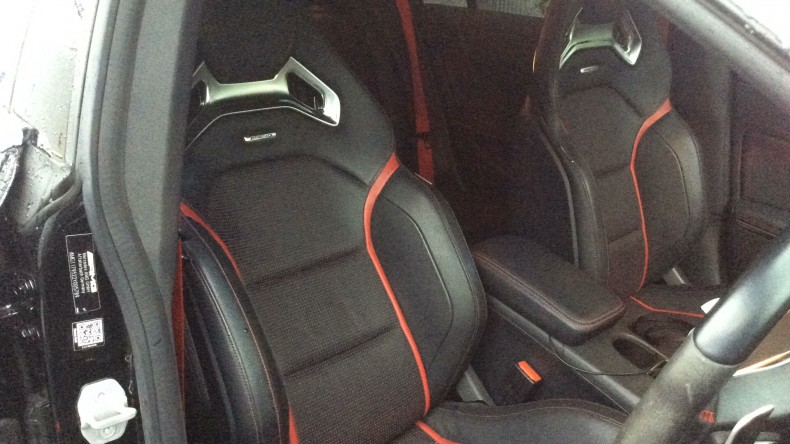 内装前方シート