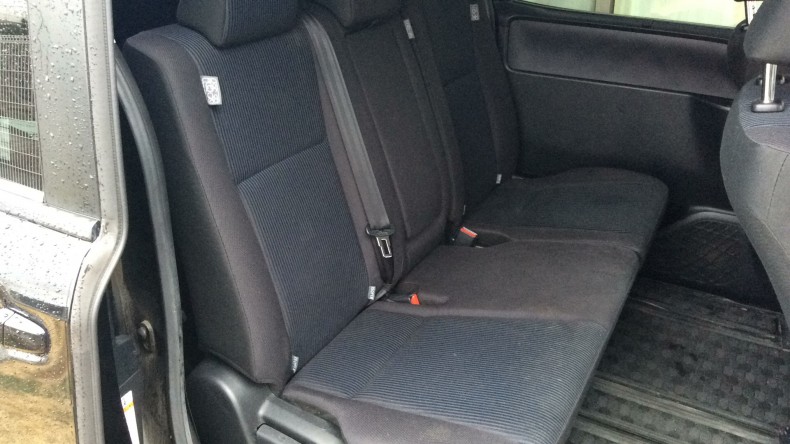 内装後方シート