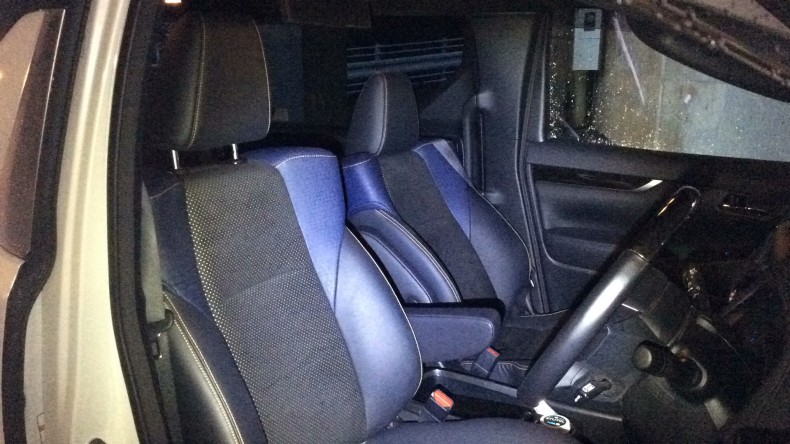 内装前方シート