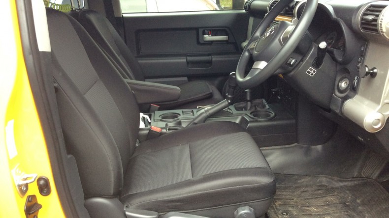 内装前方シート