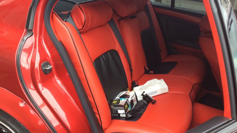 内装後方シート