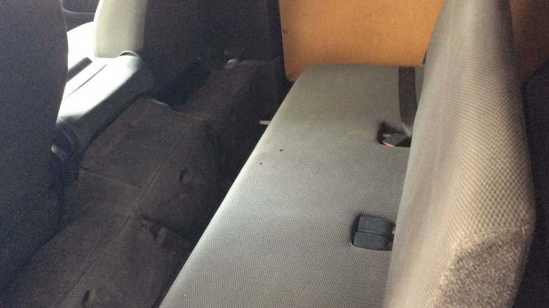 内装後方シート