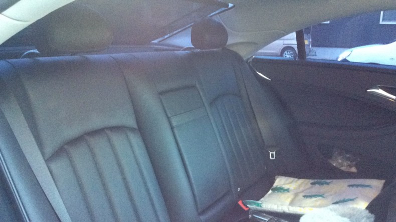 内装後方シート