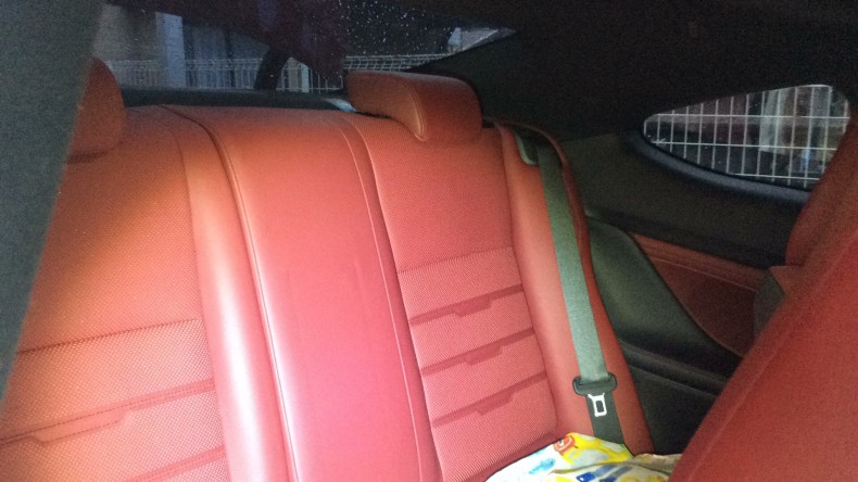 内装後方シート