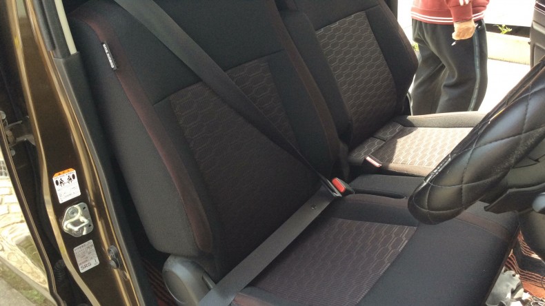 内装前方シート