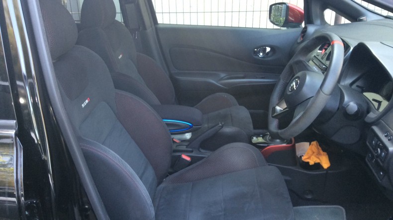 内装前方シート